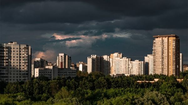 МЧС предупредило о грозе в Москве в ближайшие часы<br />
