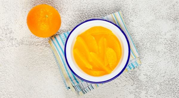 Салат с креветками и апельсином