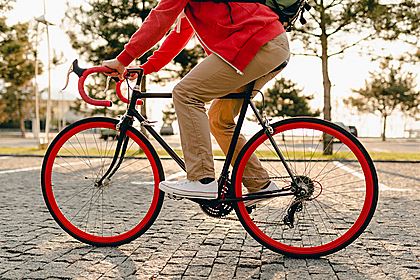 Уролог объяснил вред велосипеда для мужского здоровья