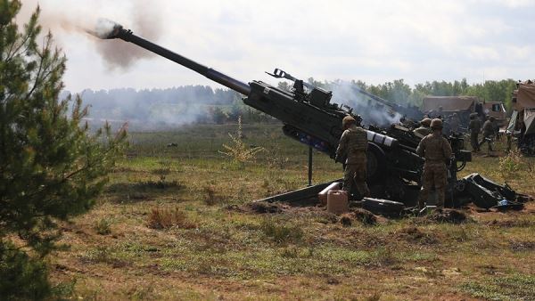 ВС РФ уничтожили наносившие удары по Донецку американские гаубицы<br />

