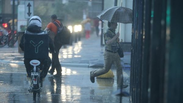 МЧС предупредило о дожде и грозе со шквалистым ветром 20 июля в Москве<br />
